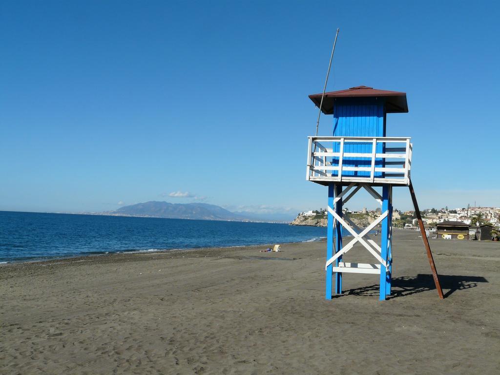 Ático en Rincón de la Victoria Appartamento Esterno foto